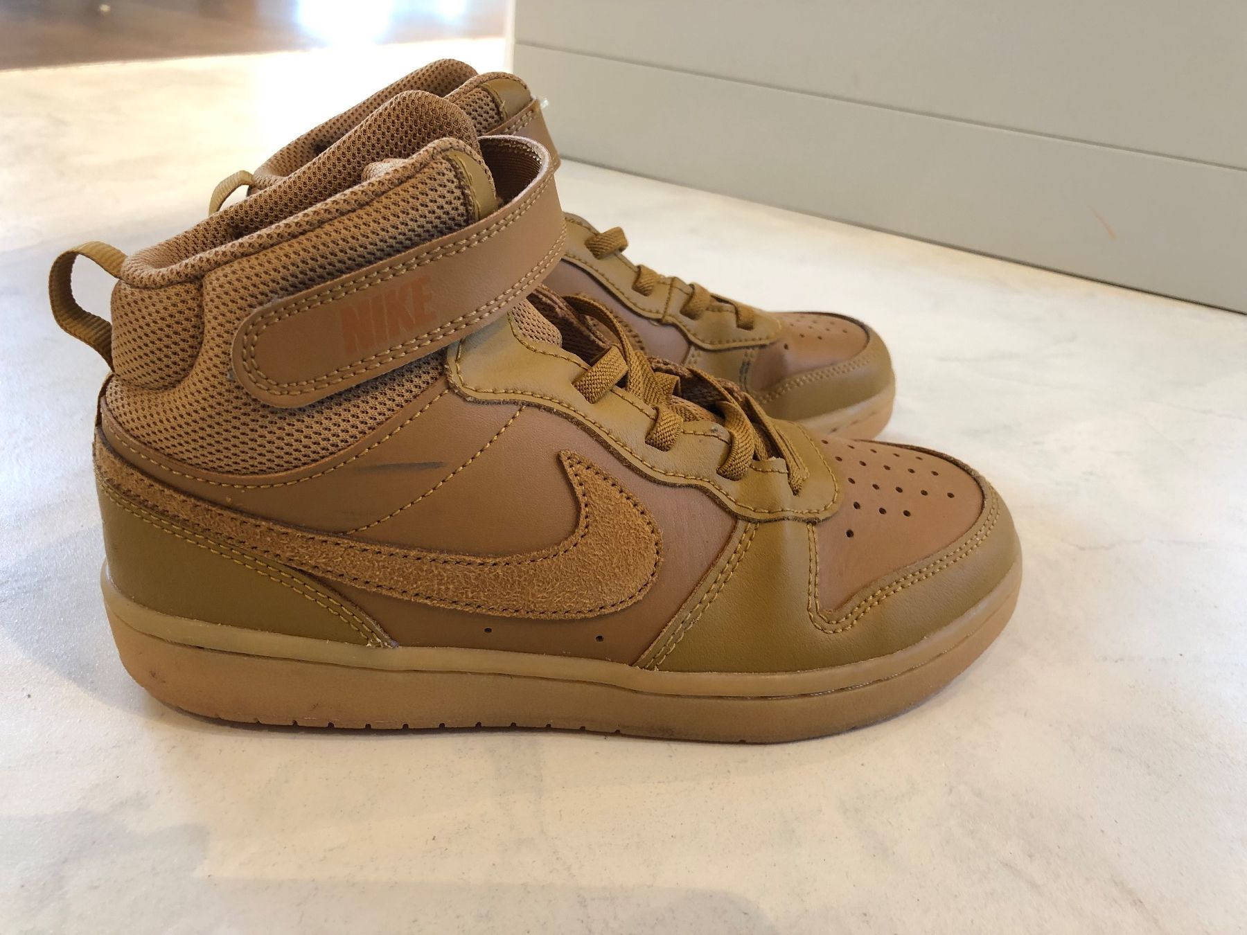 Nike Scarpe da uomo: Nike Sneakers Gr. 35 – Usato da Sarmenstorf venduto da Contendra