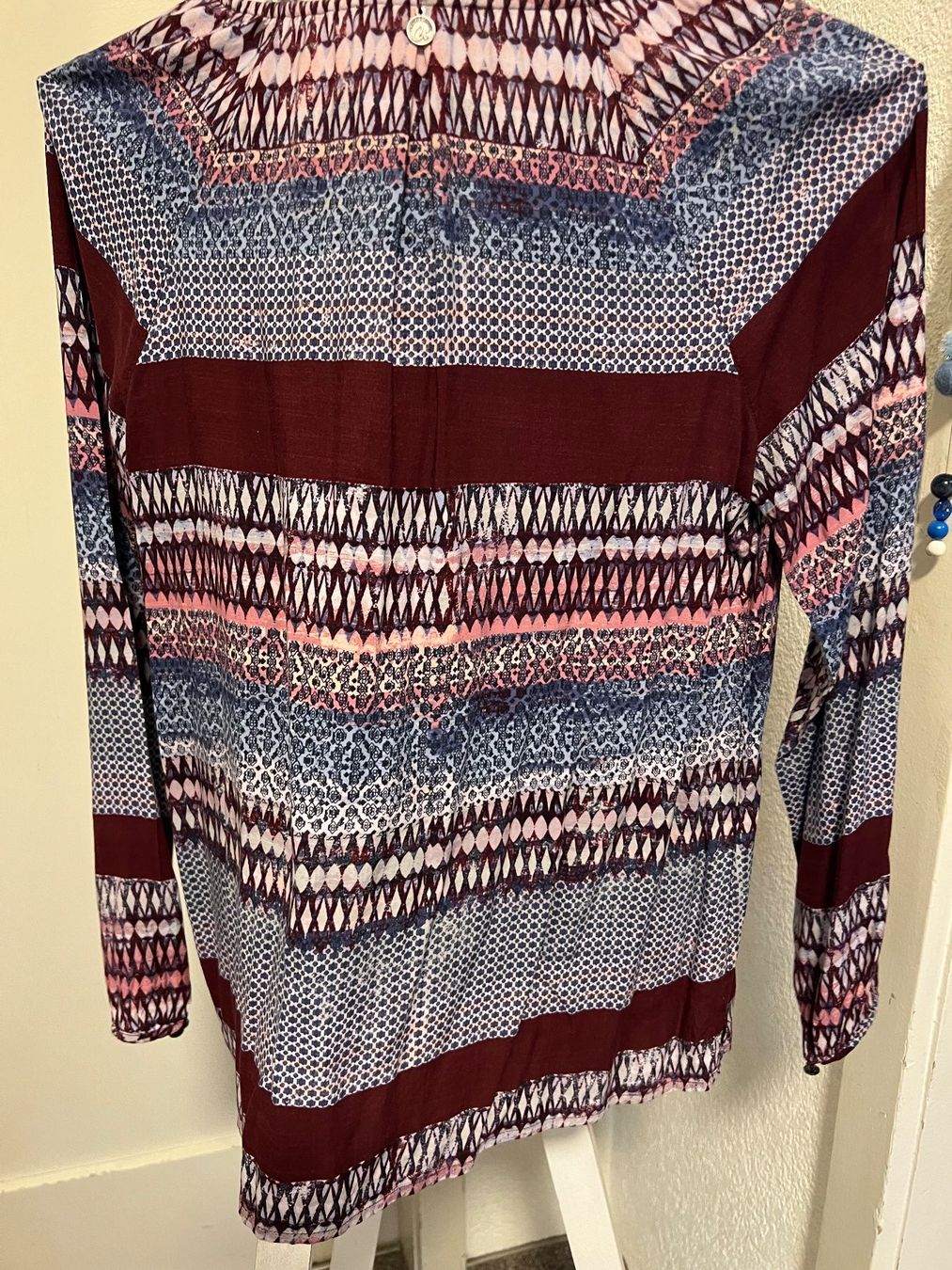 Blusen: super schöne farbige Bluse, Gr. 38 – Gebraucht aus Unterentfelden von Mcgisi 1