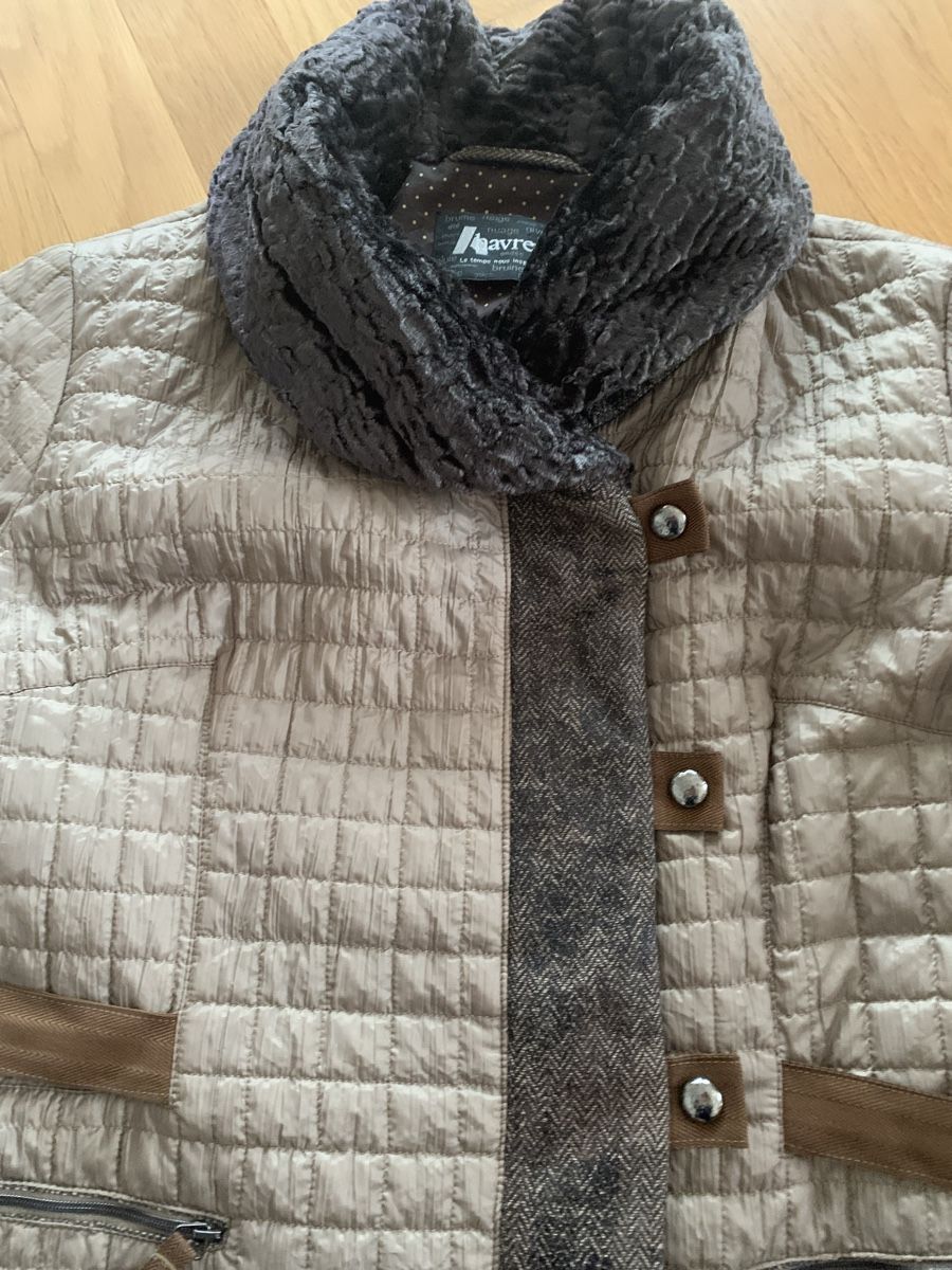 Giacche:  Jacke gesteppt mit Webpelz beige Grösse 38 – Usato da Rikon im Tösstal venduto da Sahon2 1