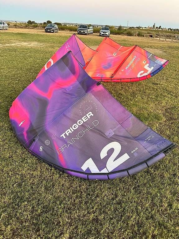 Kite: F-One Kite: Trigger Brainchild V2 12m – D'occasion à Thun par Lyron 3