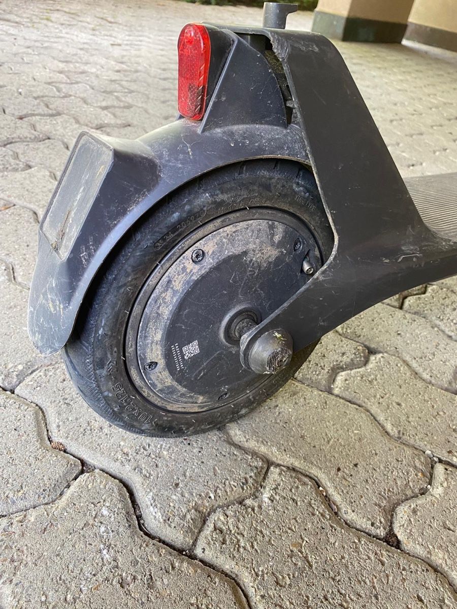 Scooters: Elektroroller Xiaomi guter Zustand – Gebraucht aus Forch von Nur_Zms 6