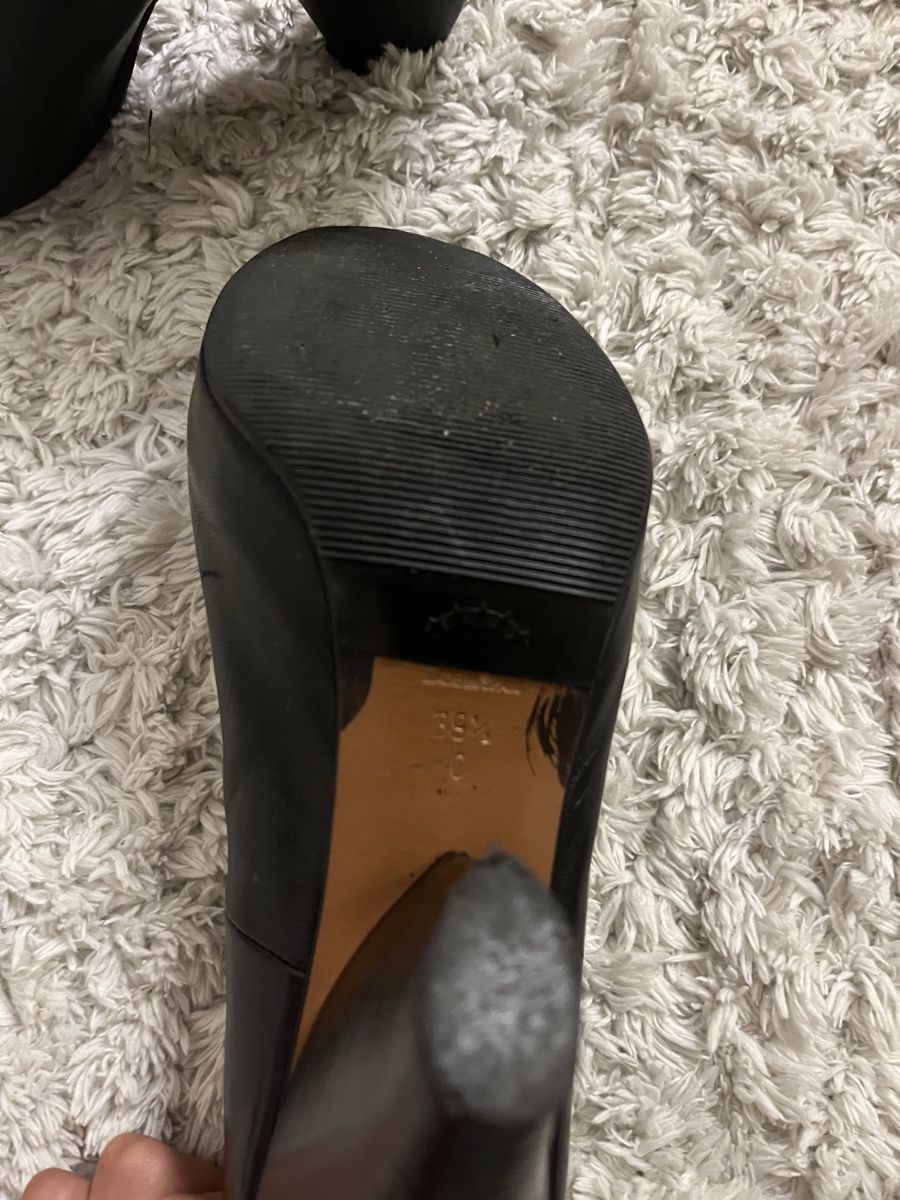 Scarpe da donna: Schwarze Leder Pumps – Usato da Bern venduto da t.nomse 3