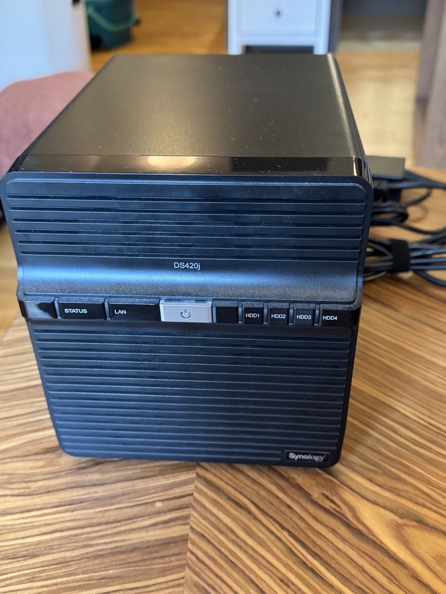 Synology Server: Synology NAS DS420j – Usato da Zürich venduto da jonaszaman