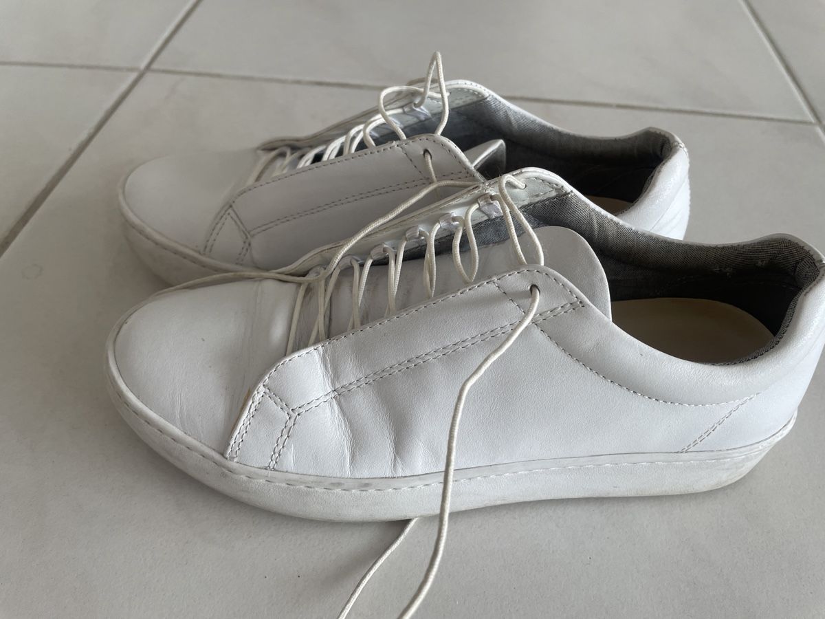 Scarpe da donna: Turnschuhe / Sneaker   37 – Usato da Richterswil venduto da Wildampfer