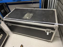 Transportkiste Schwarz  Masse 123x62x65cm