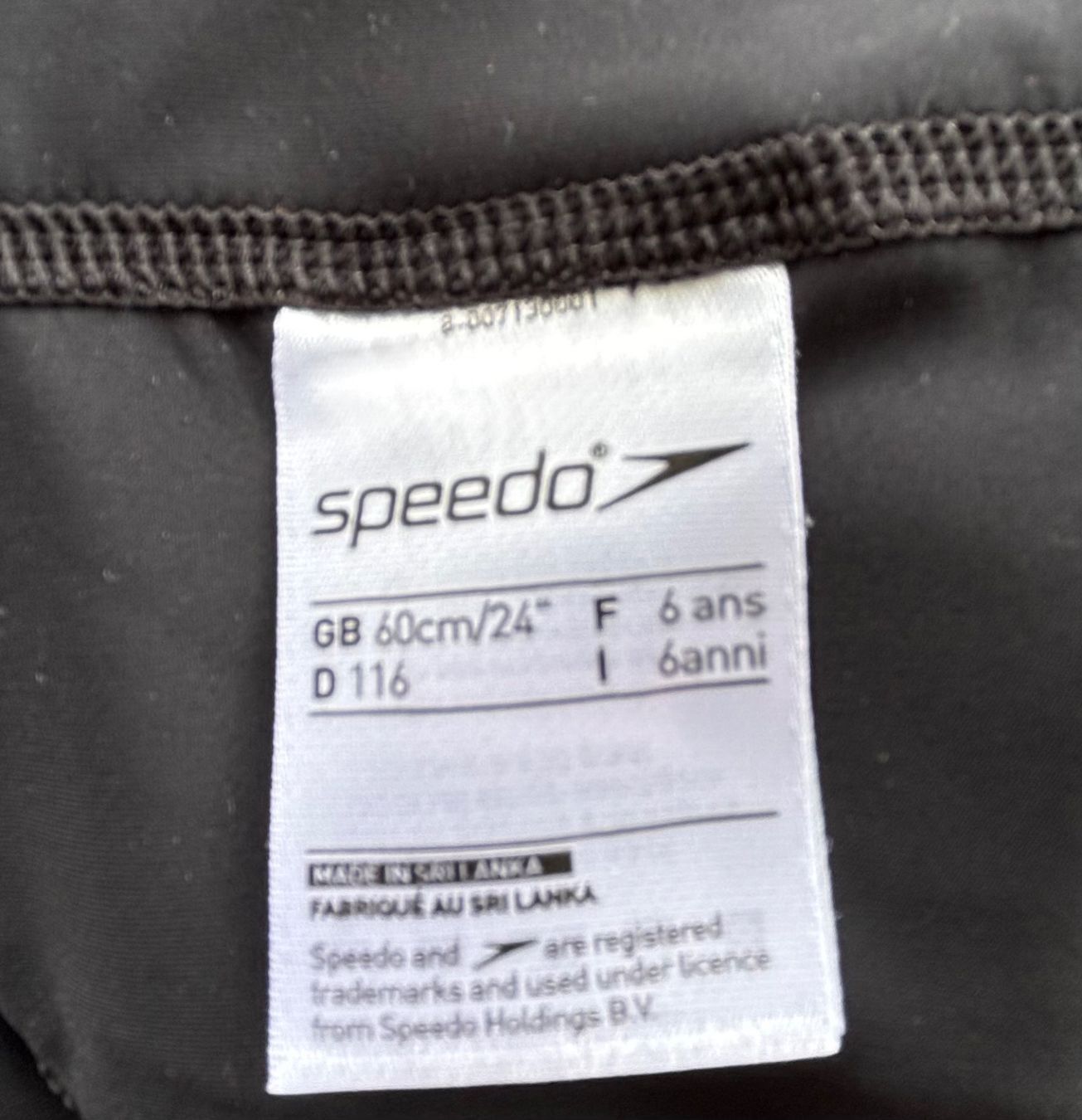 Speedo Costumi da bagno & Bikini: Badekleid Speedo Solid Splashback, Gr. 116, schwarz mit Logo – Nuovo e nell'imballaggio originale da Ebnat-Kappel venduto da Molton 4