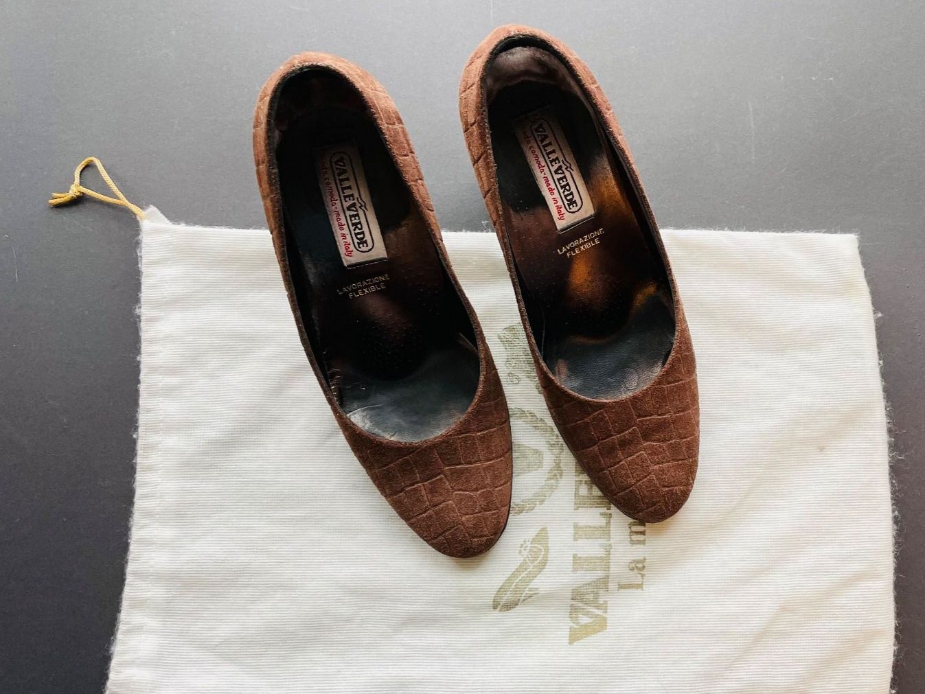 Scarpe da donna: VALLEVERDE "FLEXIBLE” Décolleté Pumps no.36 – Usato da Savosa venduto da Rekruten 2