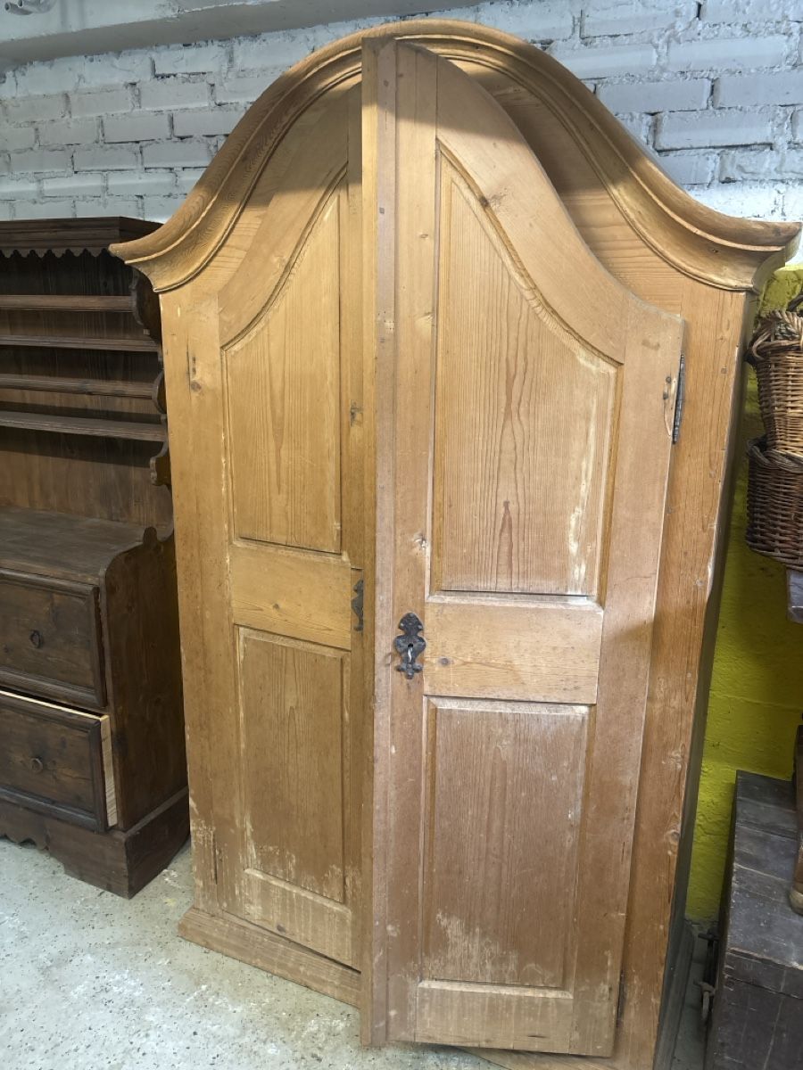Armadi: Antiker Schrank – Usato da rheineck venduto da Neshi06 1