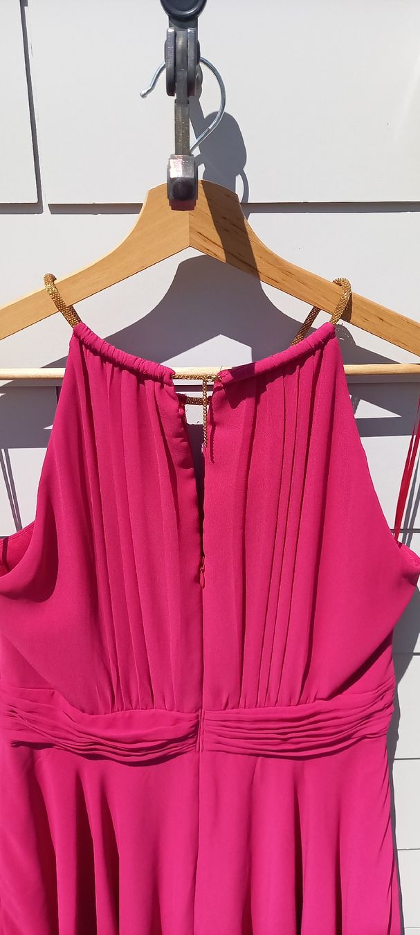 Kleider: Pinkes Cocktailkleid Gr. 40 – Gebraucht aus Schindellegi von mtri 4