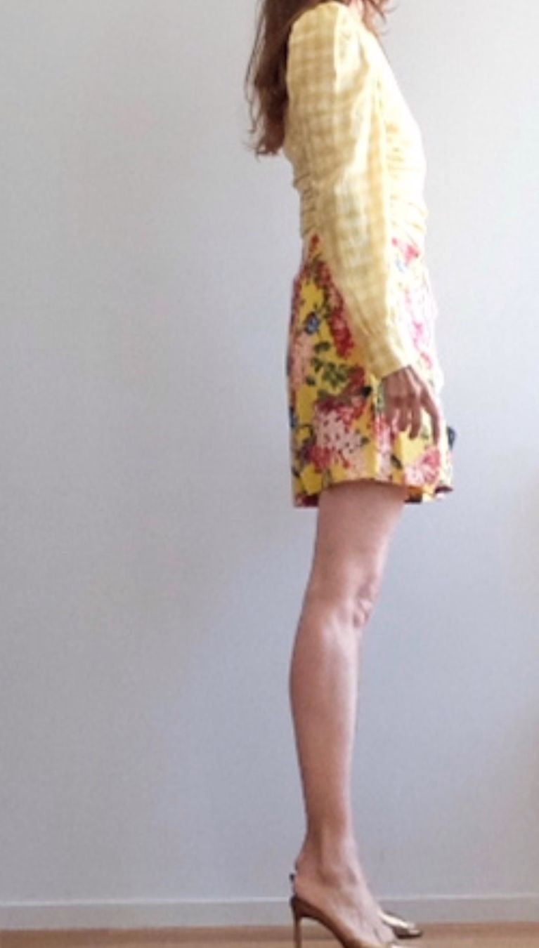 Zara Top: ZARA one shoulder Top - wie neu - – Nuovo (secondo la descrizione) da Jona venduto da vanessasupermarket20 2