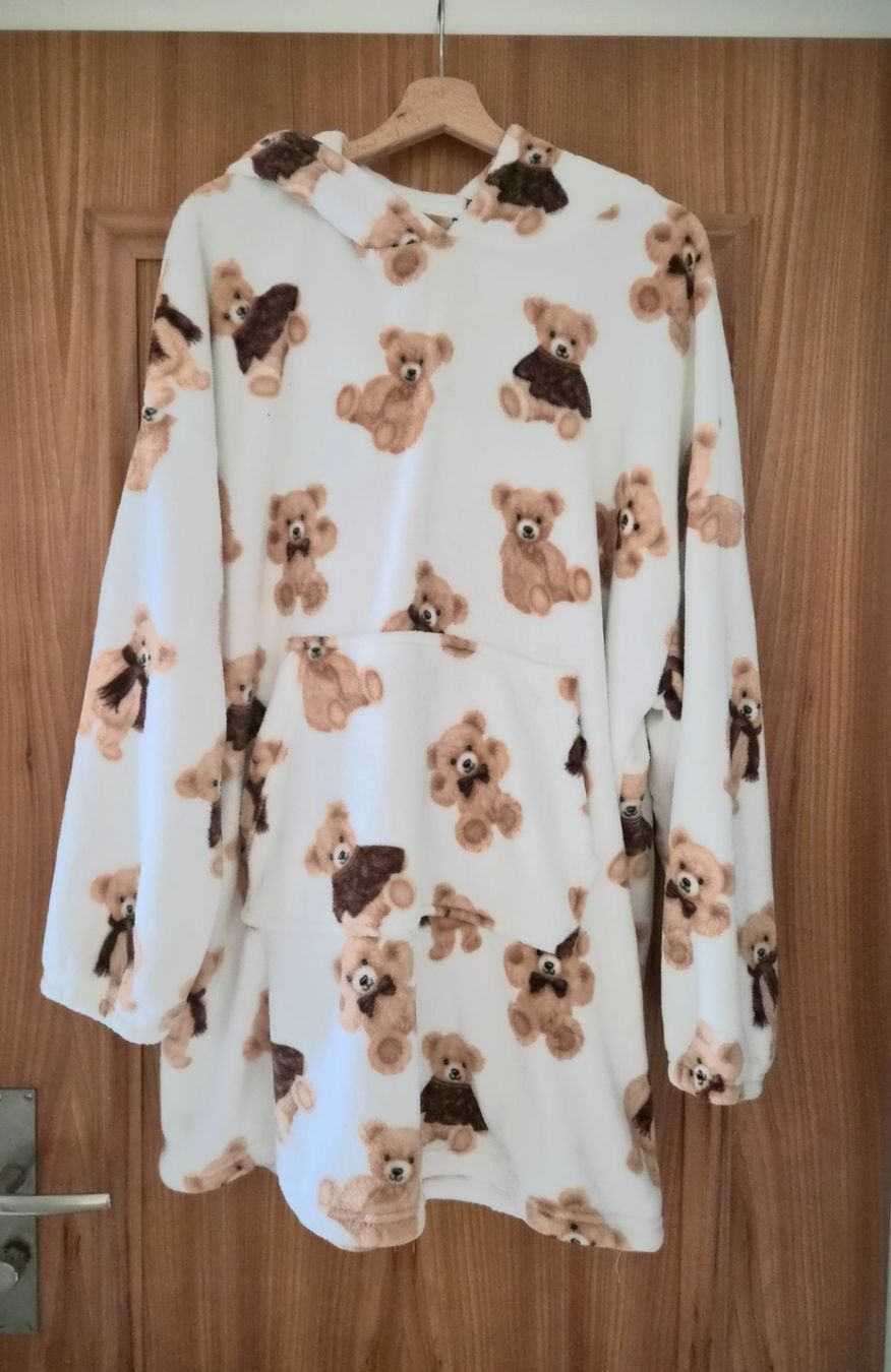 Pulls & Sweat-shirts: LONG FLEECEPULLOVER ONE SIZE – Neuf (Voir description) à Riehen par Amber28