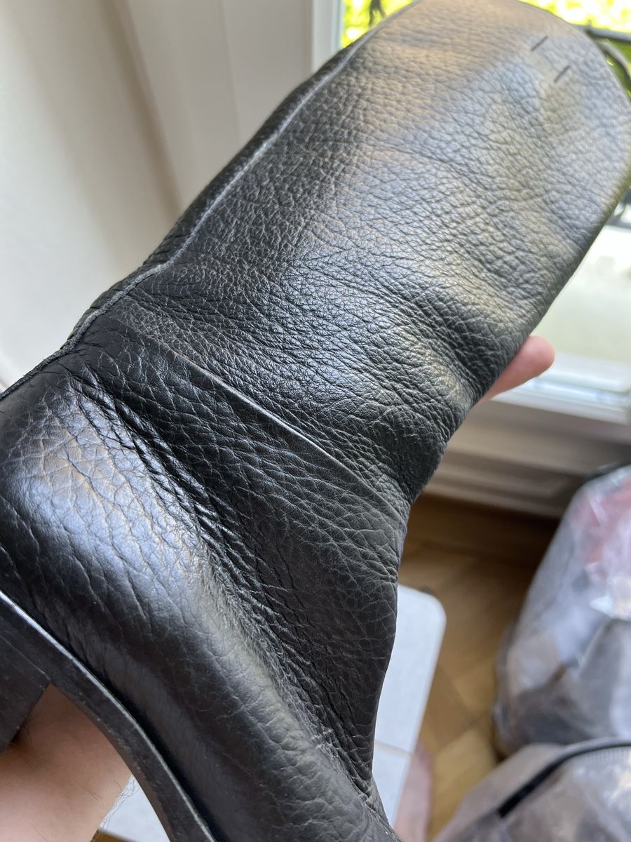 Prada Damenschuhe: Bottes en cuir Prada taille 46 – Gebraucht aus Lausanne von Papi_Turlup 7