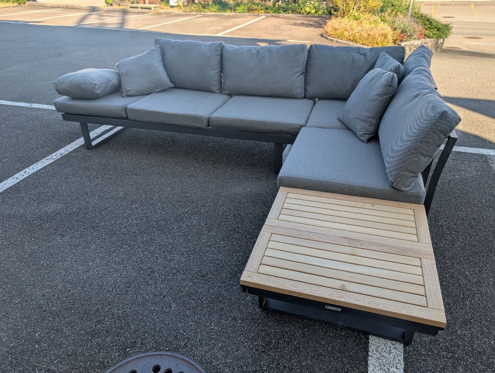 Sofas: Grosse Gartenlounge – Gebraucht aus Bubendorf von Dens2 1