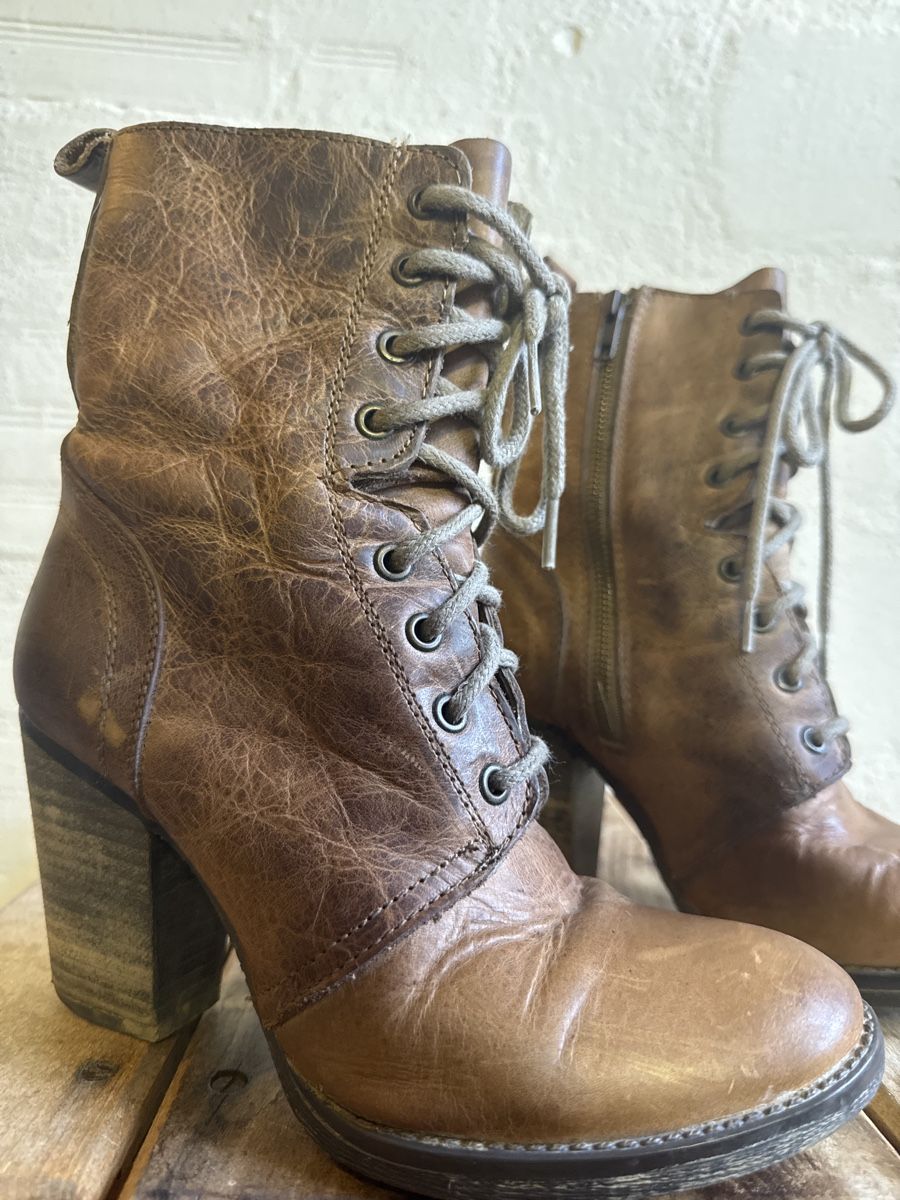 Steve Madden Scarpe da donna: Steve Madden Lederstiefeletten Gr 38 eher 37 Herbstlook – Usato da Wangs venduto da Haselika 1