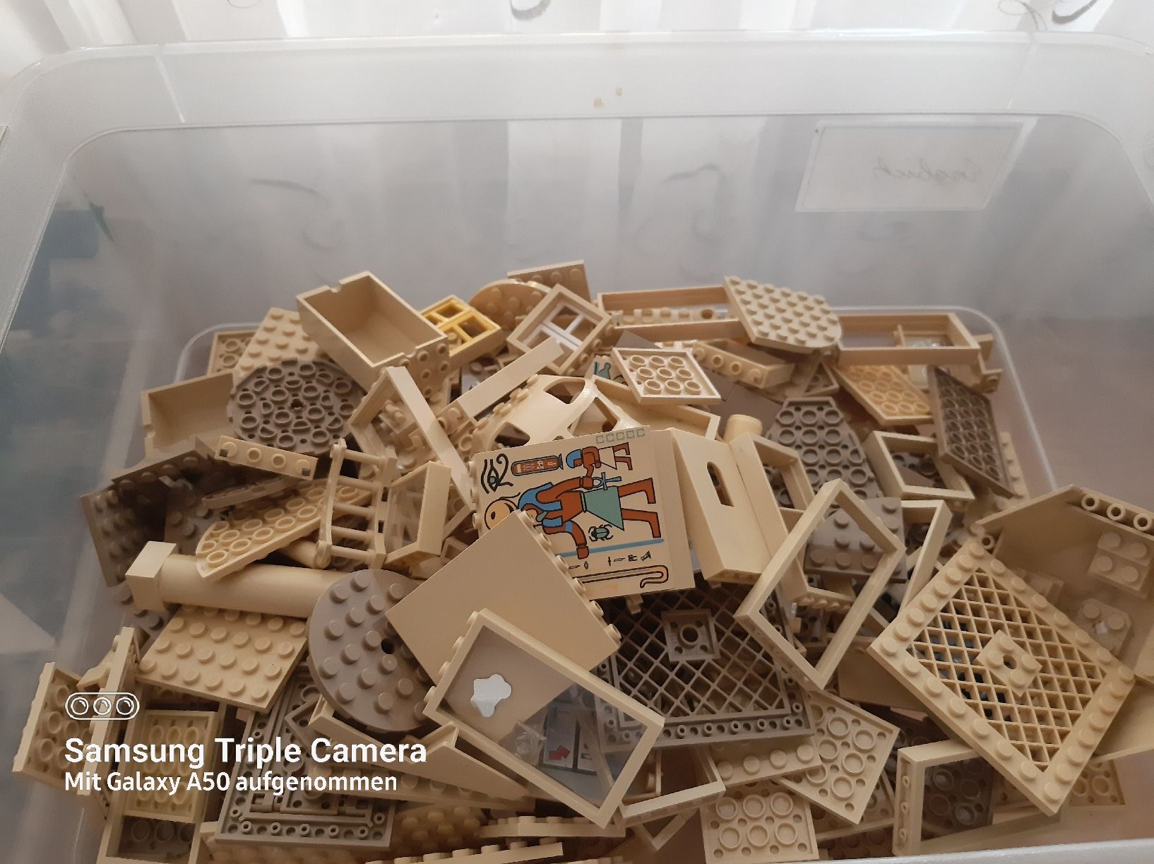 Lego Jouets: lego beige kg – D'occasion à Visp par eku_5cbc