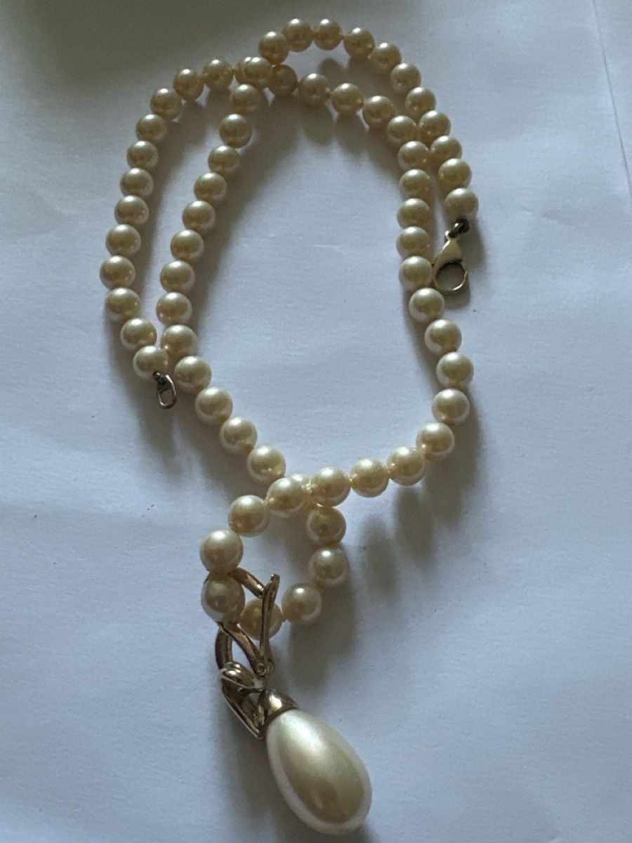 Catenine: Collier perles avec pendentif en argent – Usato da Montreux venduto da Pipo7878 2
