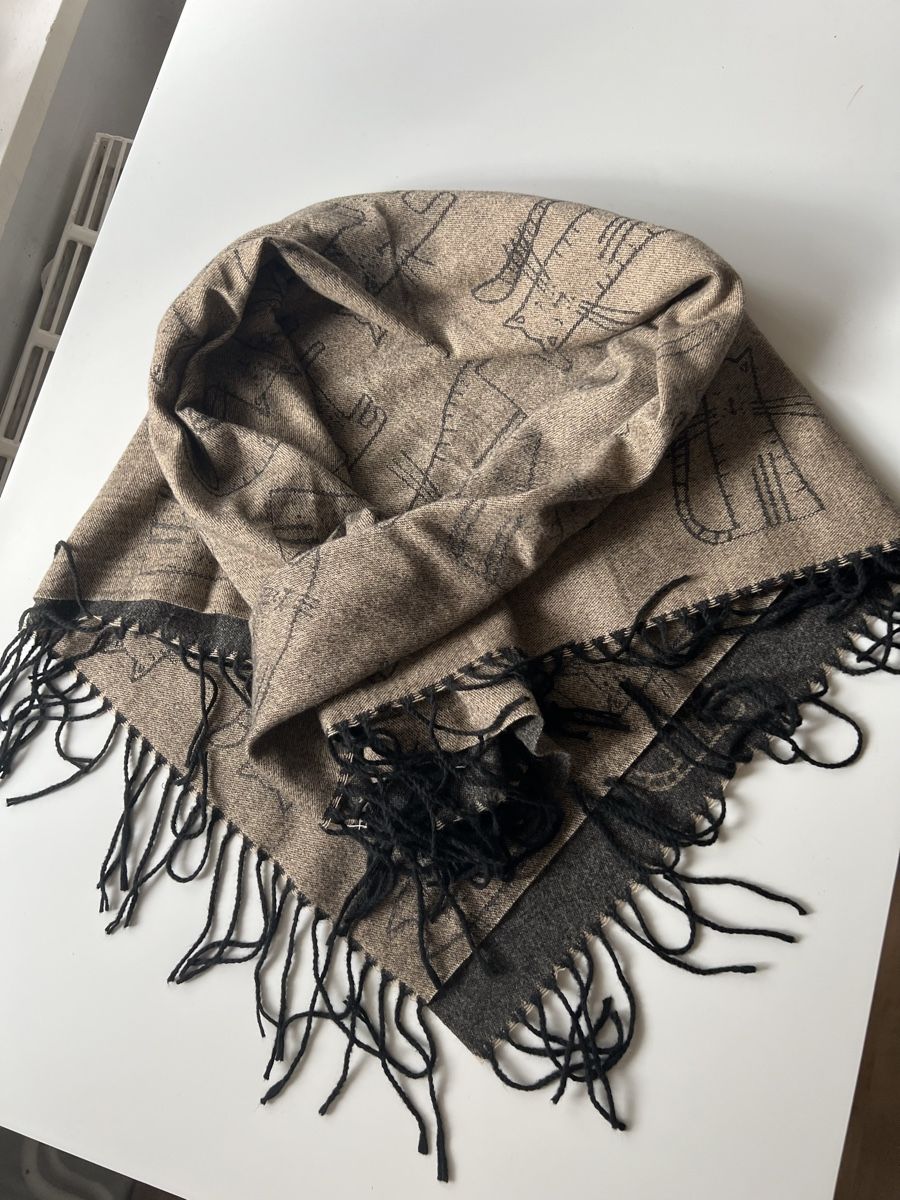 Foulard & Sciarpe: Kaschmir-Schal mit Katzenmotiv Neu – Nuovo e nell'imballaggio originale da Zürich venduto da Vma_reuse 1