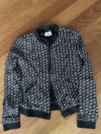 Q/S Bomberjacke schwarz weiss gemustert Grösse M Zustand gut