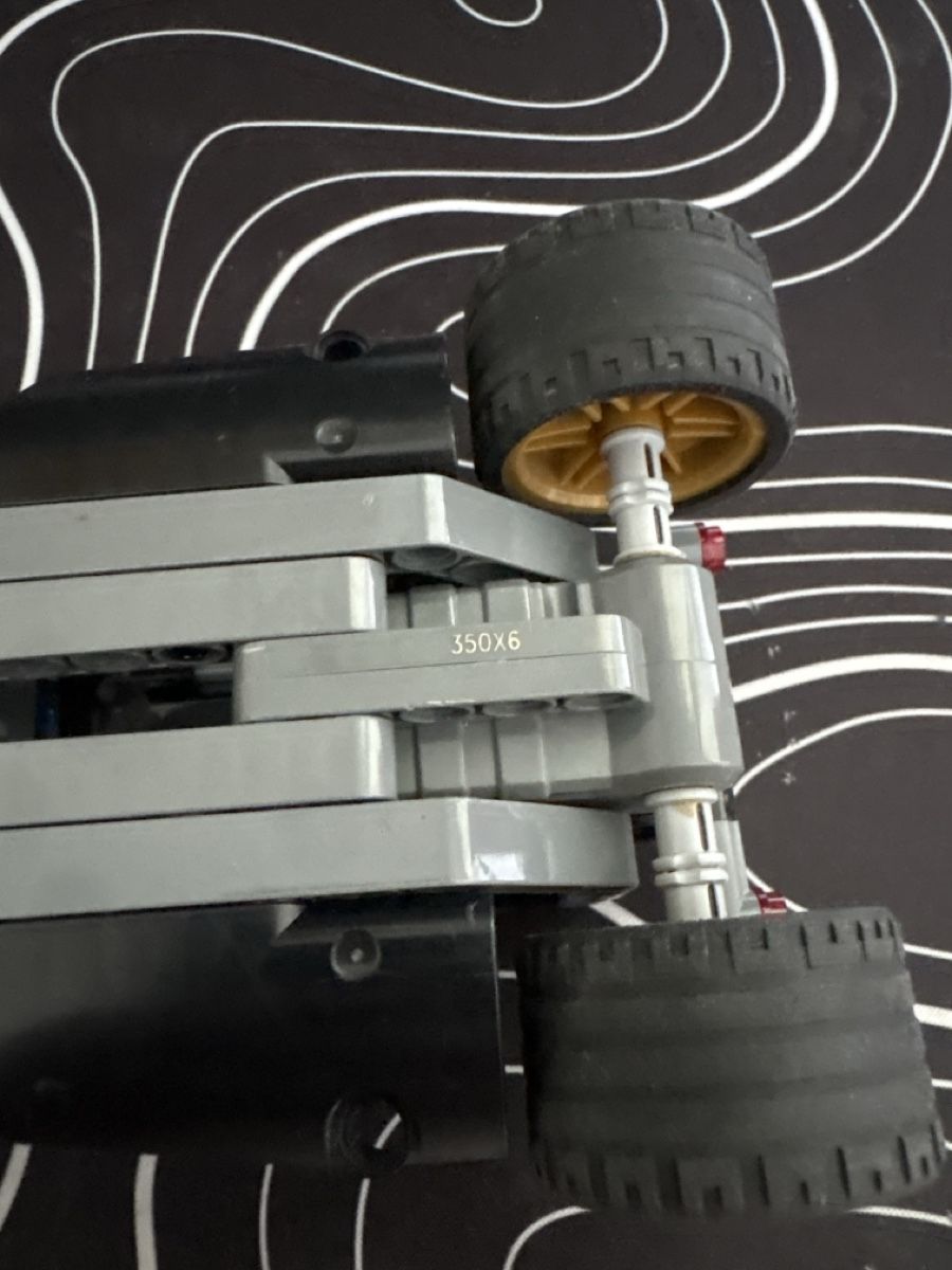 Lego Giocattoli: Lego Technic Fluchtfahrzeug Nr. 42046 – Usato da Rothenthurm venduto da L.I_v5mz 3