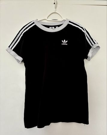 Adidas T-Shirt