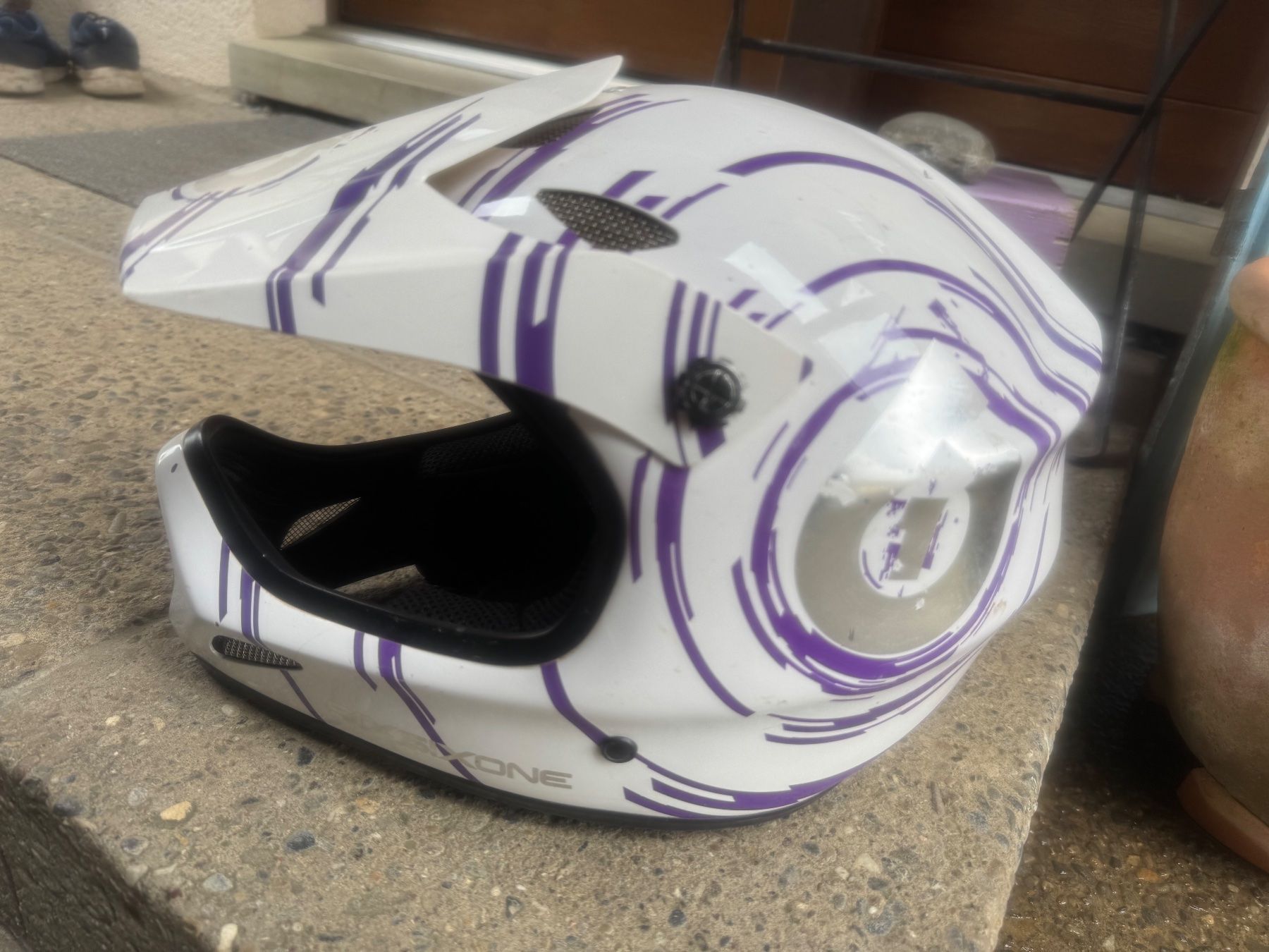 Caschi: Sixsixone Helm – Usato da Bünzen venduto da Voegi8 1