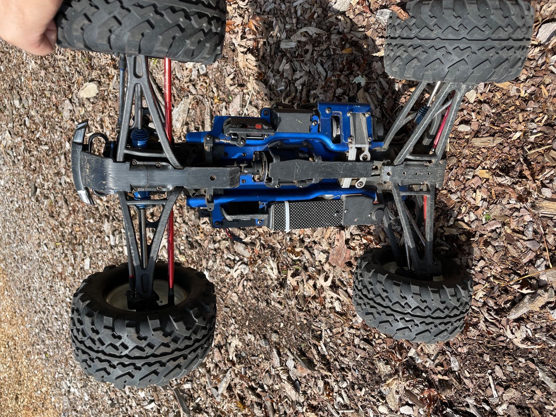 Traxxas RC Modellbau: Traxxas Revo 3.3 – Gebraucht aus Echandens von  2