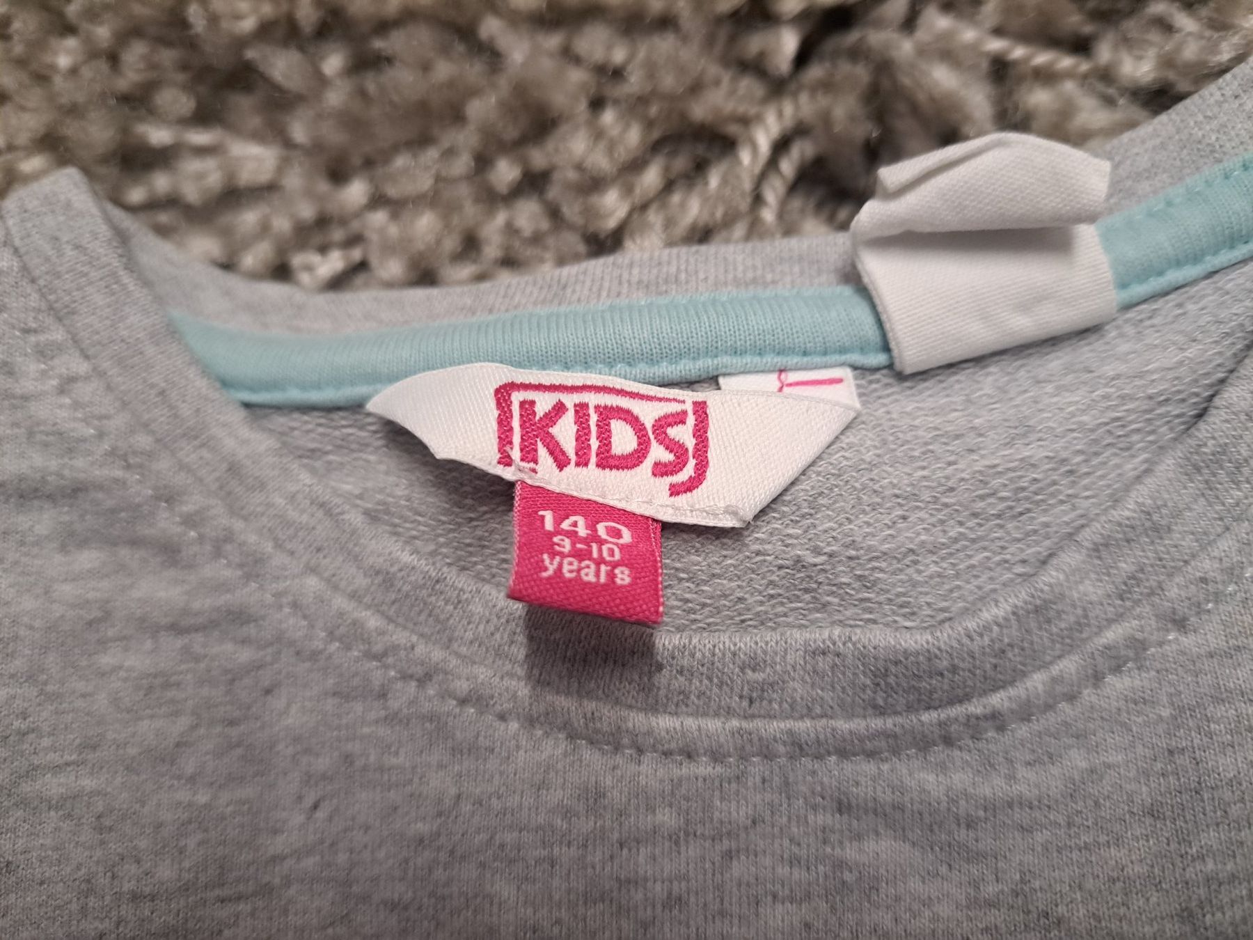 Pulls et sweat-shirts: Pullover Grösse 140 – D'occasion à Kaltbrunn par Nili133 2