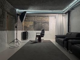 Barber und Coiffure Stuhl REZ Restauriert