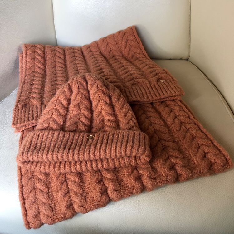 Hunde-Kapuzenpullover – Weich, Warm, Patchwork-Design In Rot, XXS