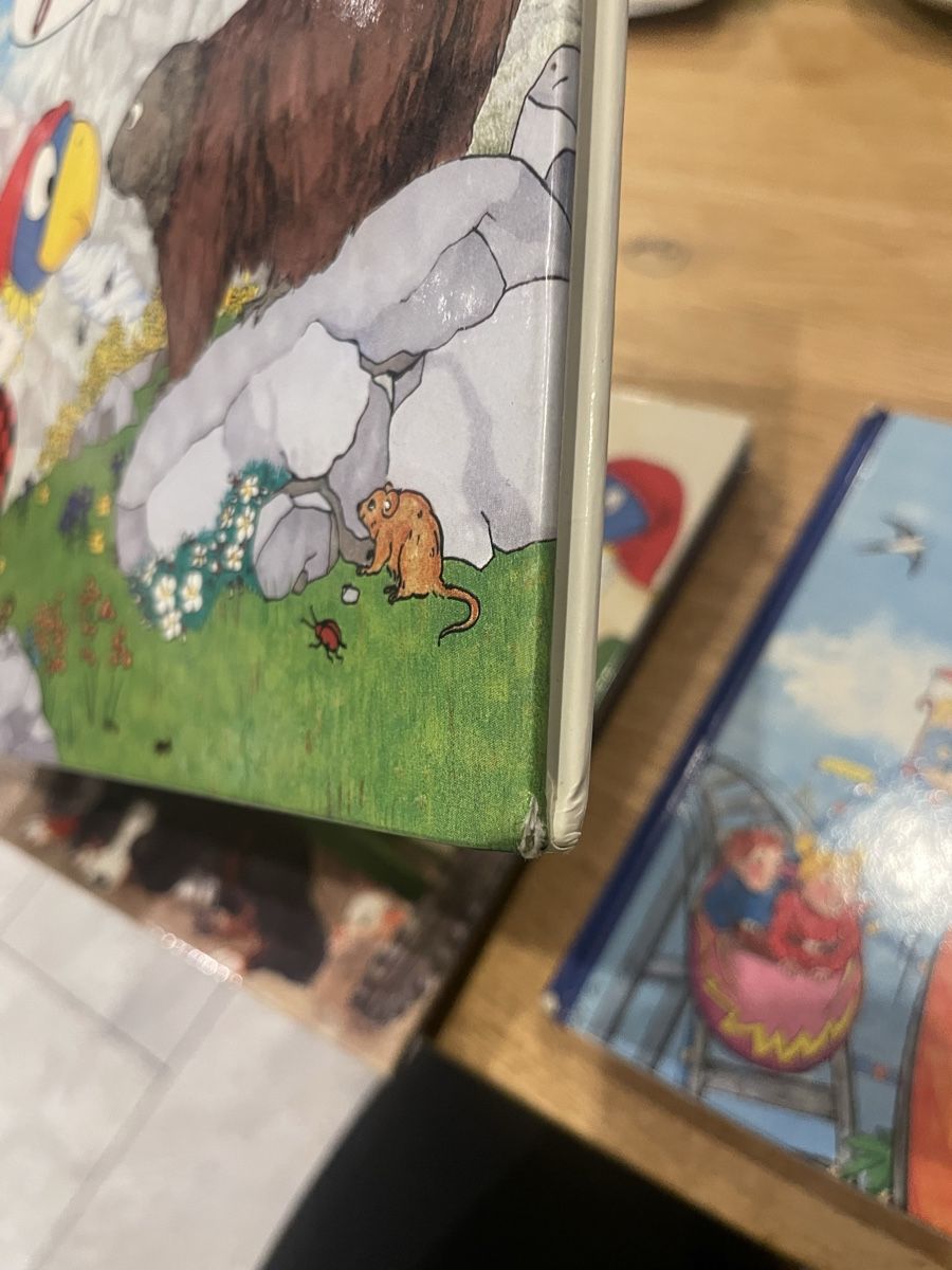 Bücher: Glöbeli Bücher 4 Stk.  – Gebraucht aus Recherswil von grafics 2