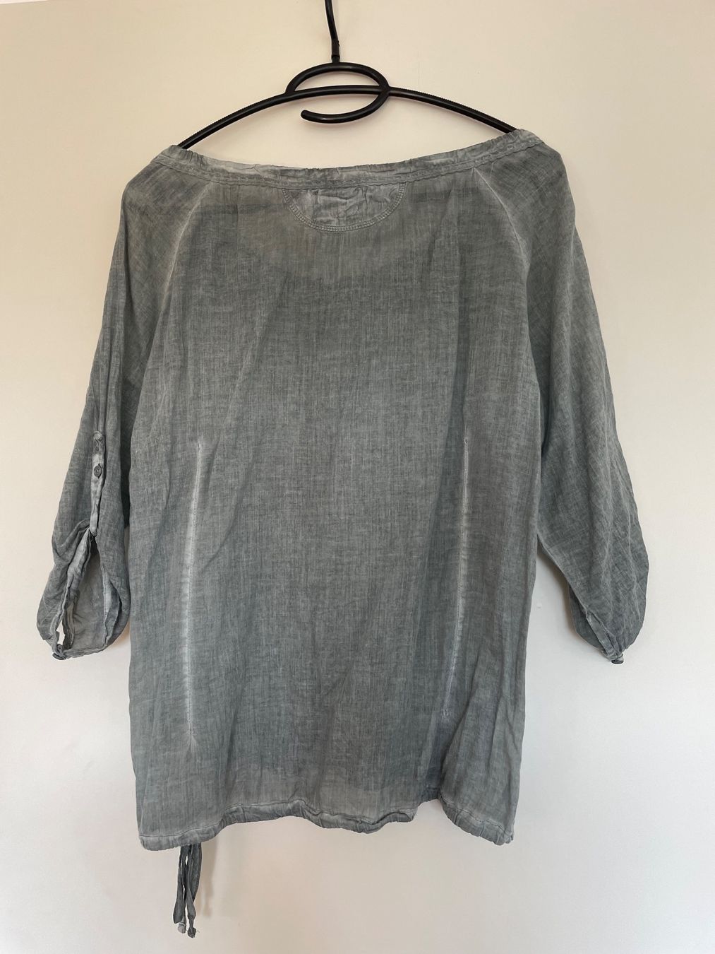 Nile Camicette: NILE graue Bluse Gr. M – Usato da Unterentfelden venduto da mar_kg6w 2