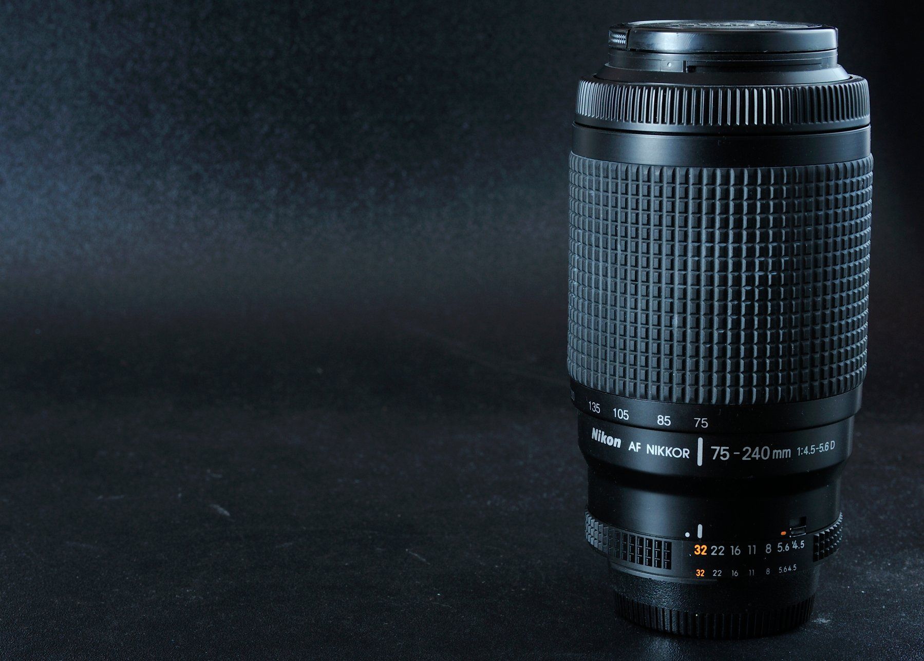 Nikkor Objectifs: Nikon Nikkor 75-240mm – D'occasion à Fleurier par im_ghl 1