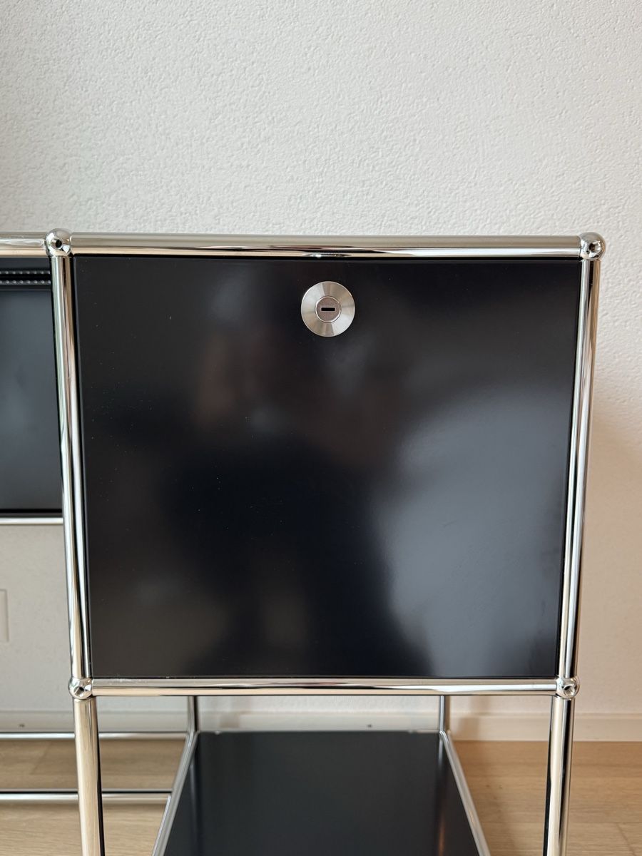 USM Scrivanie: Bureau Home Office B21 USM – Usato da Pully venduto da Adcin 3