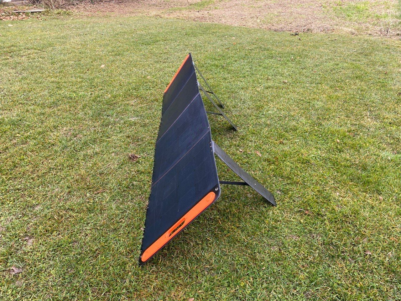 Jackery Dispositivi a energia solare: Jackery SolarSaga 200 Solar Panel – Usato da Bern venduto da gadgetfinder 3