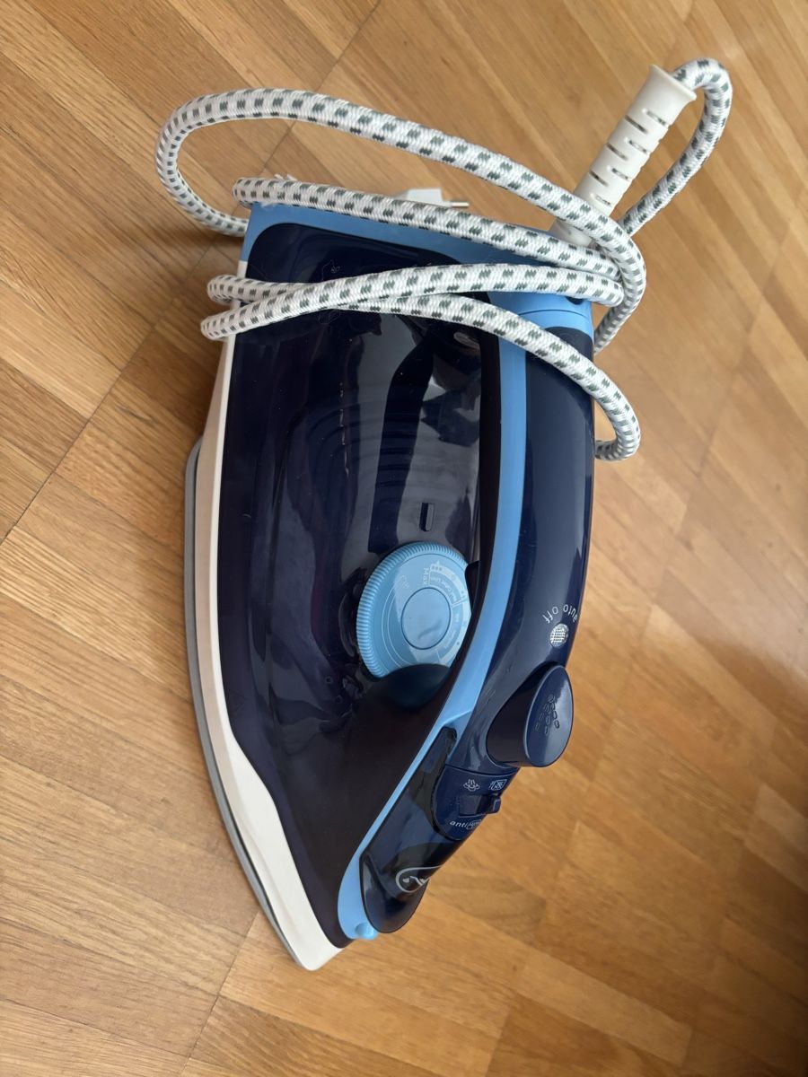 Tefal Bügeleisen: Tefal Express Steam Iron – Gebraucht aus Zürich von beg_c6l2 3