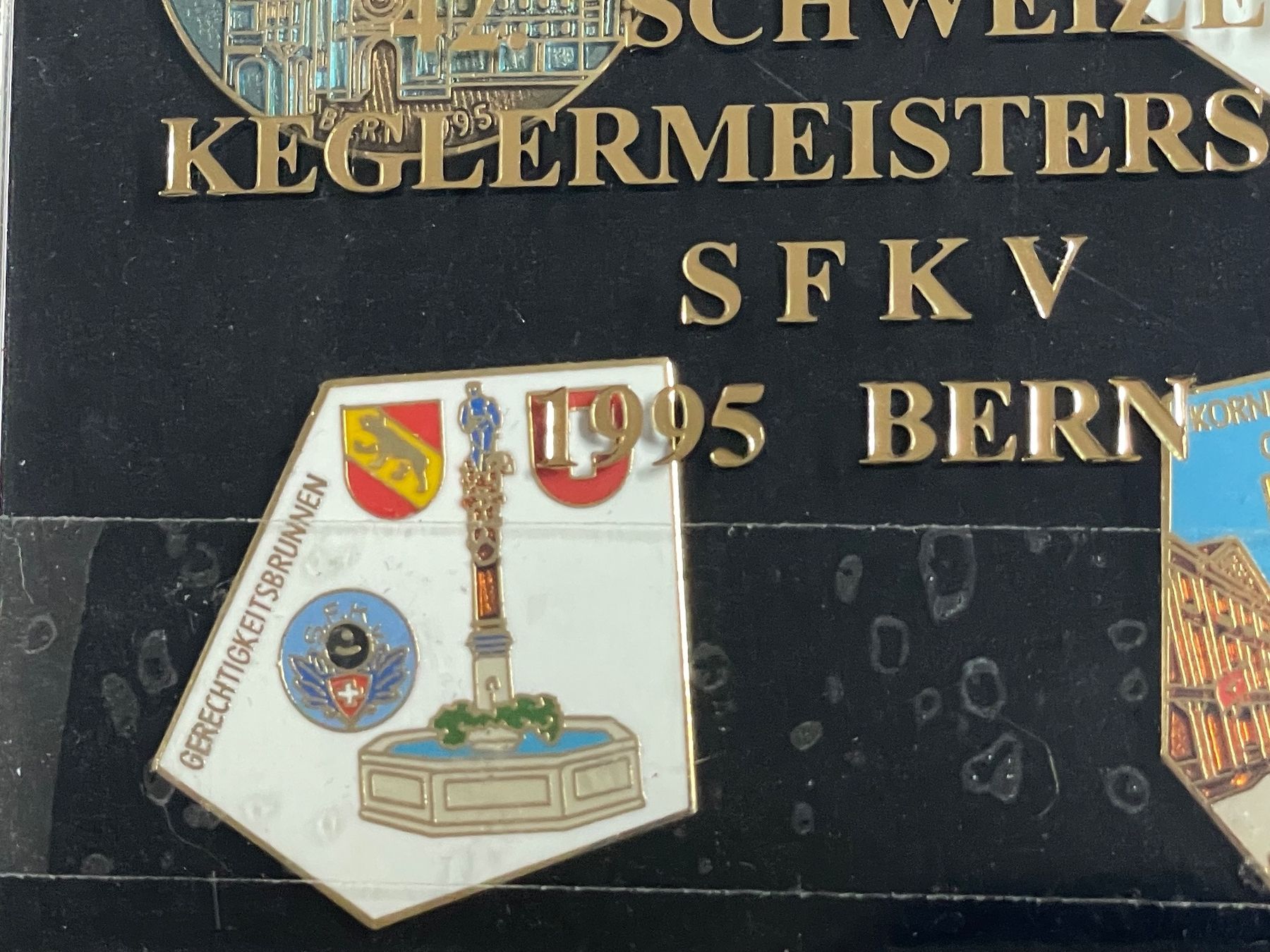 Swiss Plaquettes & Badges: SFKV Stadt Bern – D'occasion à Muri b. Bern par AdidasCollector 1