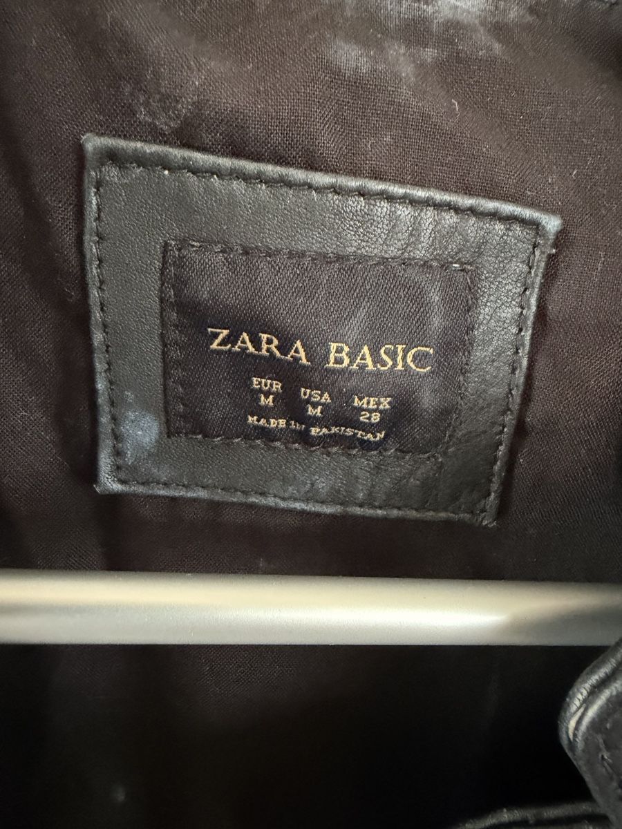 Zara Giacche: ZARA BASIC Kunstlederjacke Schwarz Grösse M – Usato da Beckenried venduto da chef3945 2
