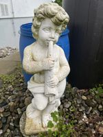 Putte mit Pfeife, Gartenfigur, Wetterfest, Dekoration