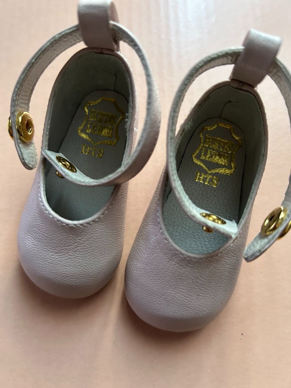Bambole: Neue Schuhe aus Leder, ca. 8 cm. – Nuovo (secondo la descrizione) da Wil SG venduto da Nvik
