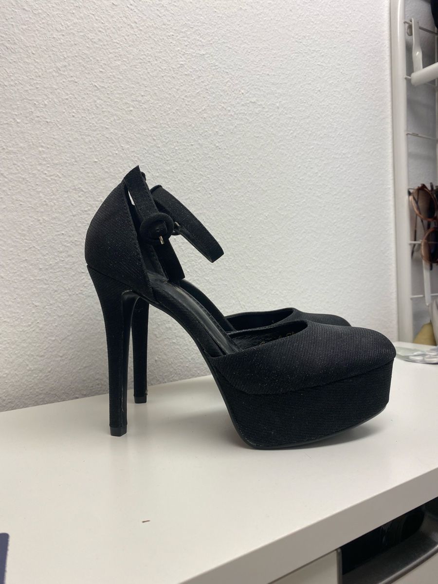 Damenschuhe: Scarpe glitterate con plateau – Neu und originalverpackt aus Stabio von sam_l8qw 1