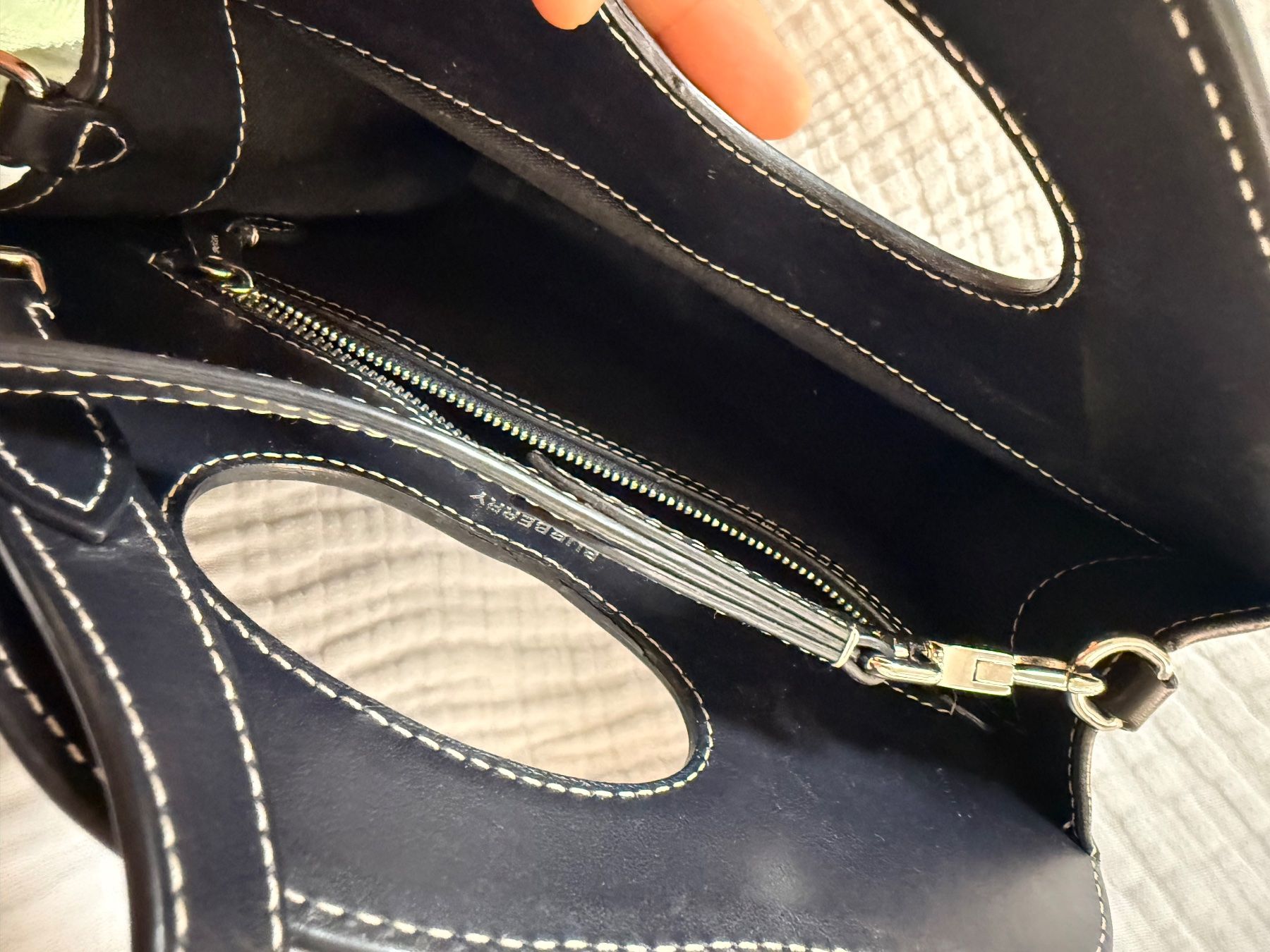 Burberry Borse: Burberry mini denim pocket bag – Usato da Urdorf venduto da van_f6fq 4