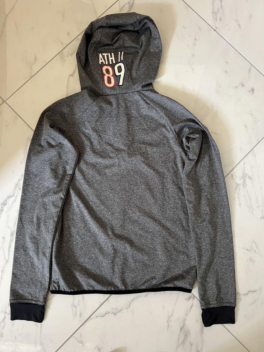 Lotti di vestiti: Jäckchen und pullover Set , lot de jaquettes et un pull – Usato da COLOGNY venduto da fleurdelys84 4