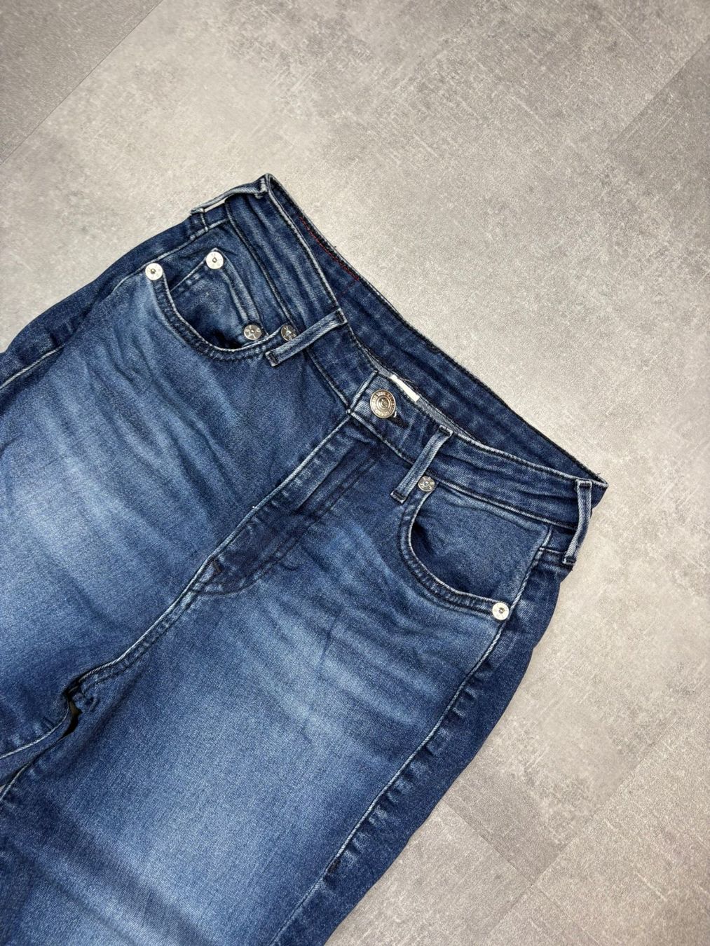 True Religion Jeans: Vintage True Religion Bootcut Flared Jeans - Grösse S/27 – Gebraucht aus Werdenberg von hase.vintage 3