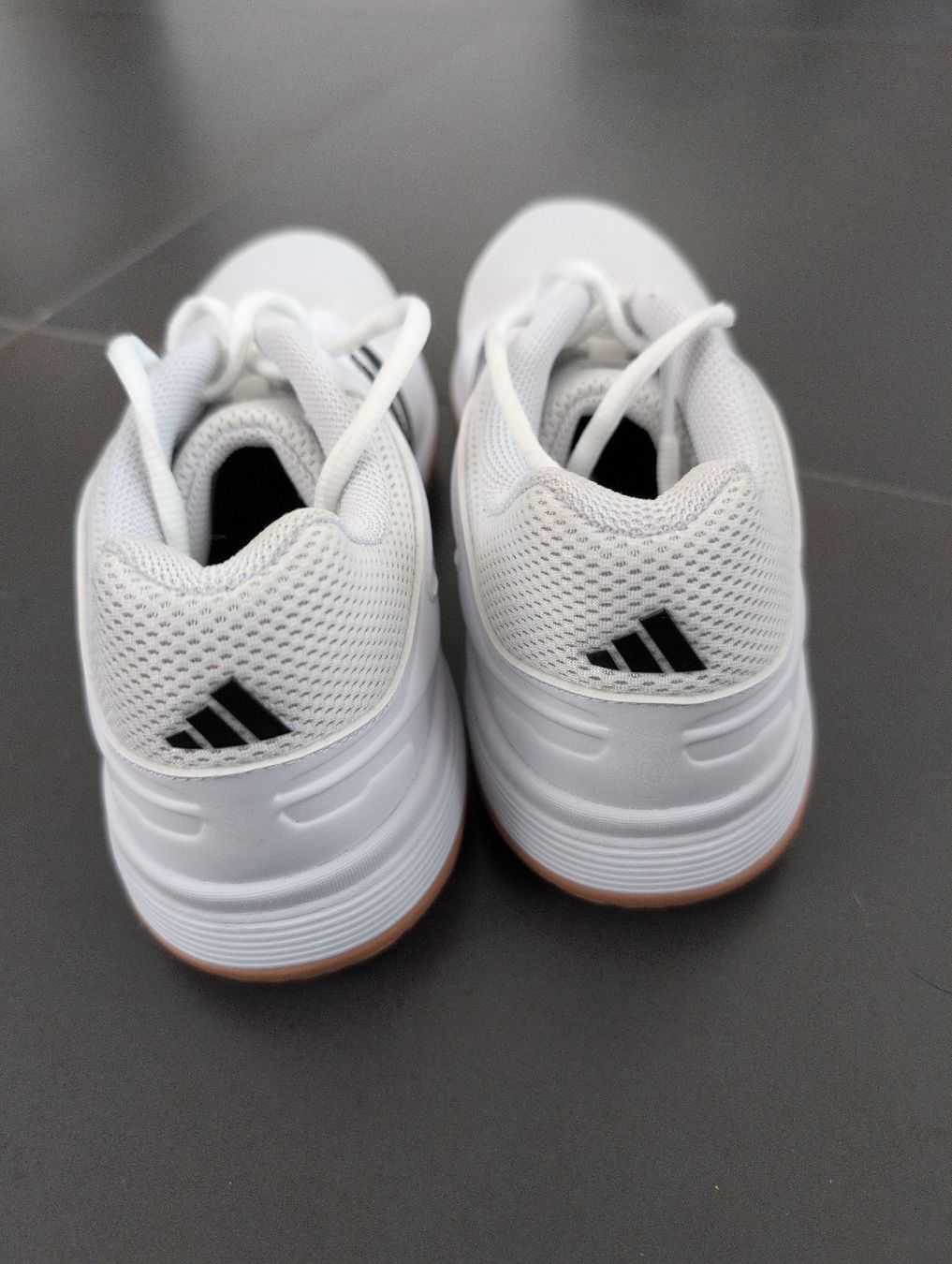 Adidas Scarpe da uomo: Adidas Hallenschuhe - NEU – Nuovo (secondo la descrizione) da Cordast venduto da Nepi8 1