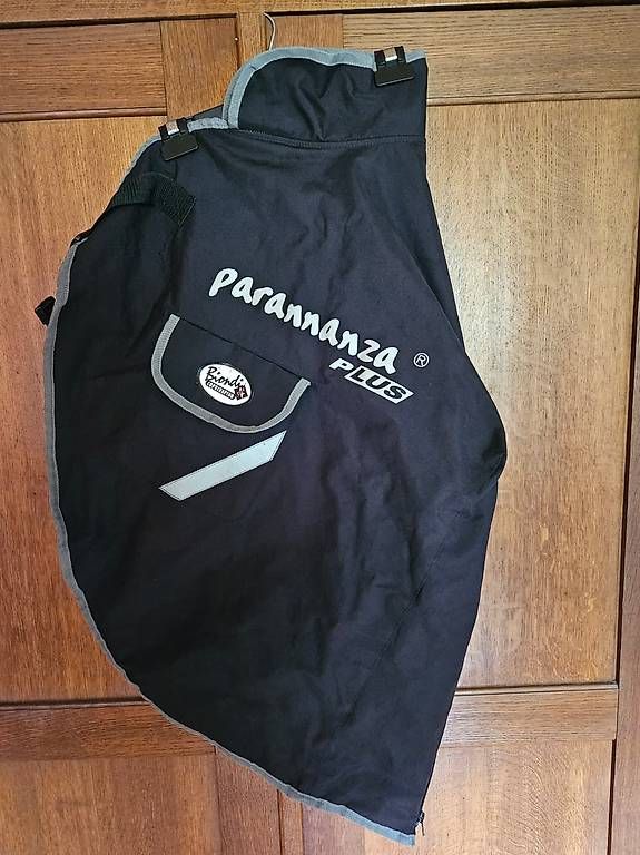 Pantalons: Motorradzubehör – D'occasion à Basel par mirjamlarissa 2