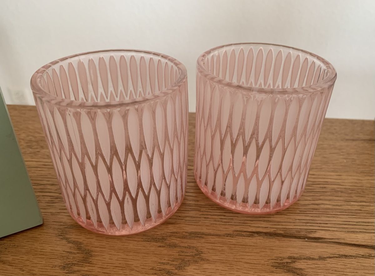 Tutte le decorazioni: Grosses Deko Set – Usato da Kradolf venduto da AlexiaEugster 2