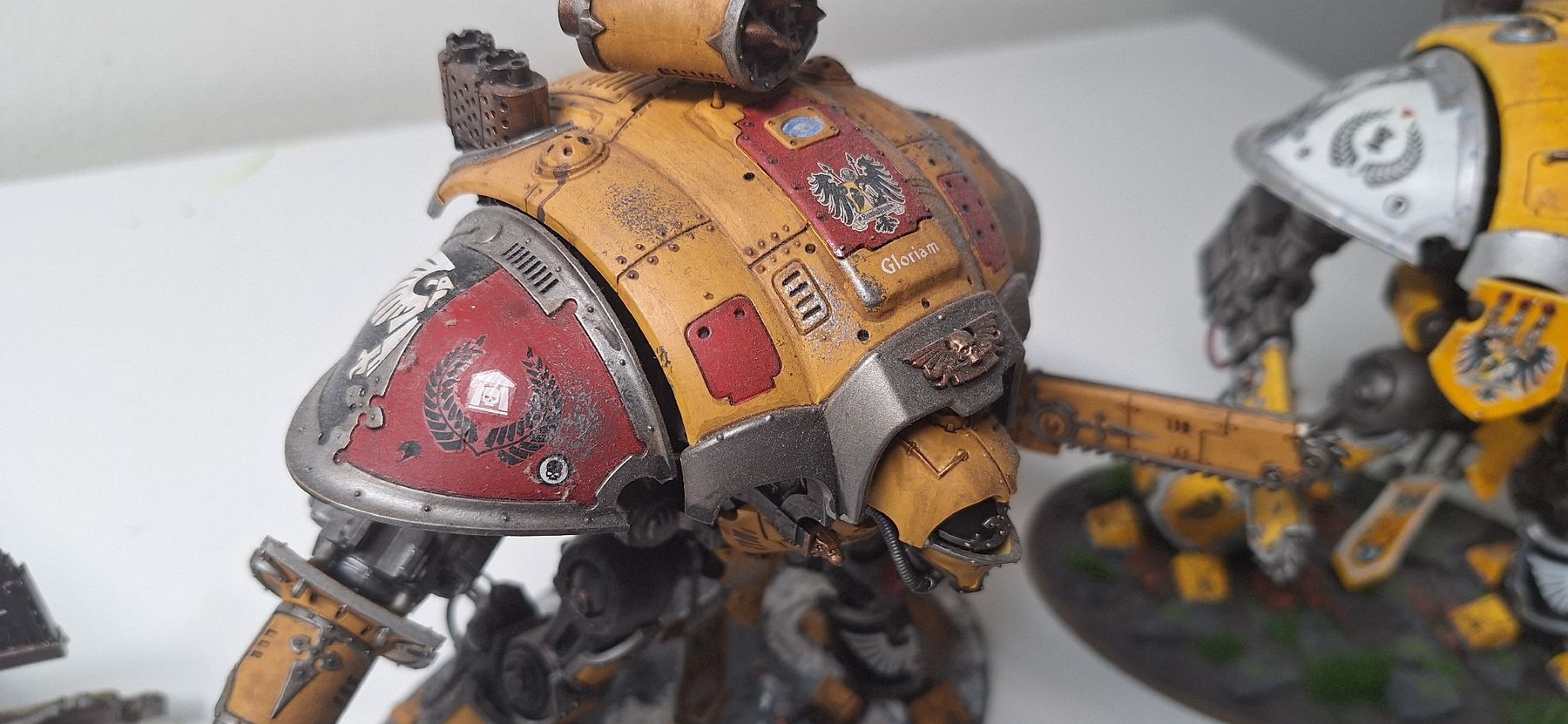 Kits de montage: Imperiale Ritter Warhammer 40k – D'occasion à Basel par BebbiFett 4