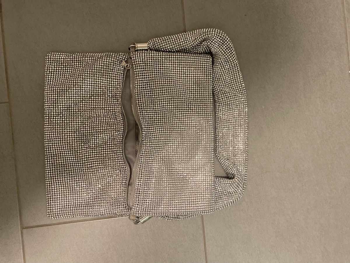 Borse da donna: Arket Glitzer Tasche! ✨ – Usato da Sissach venduto da Loredana89 3