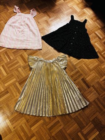 3 süsse Sommerkleider im Set, Grösse 110-116, Top Zustand