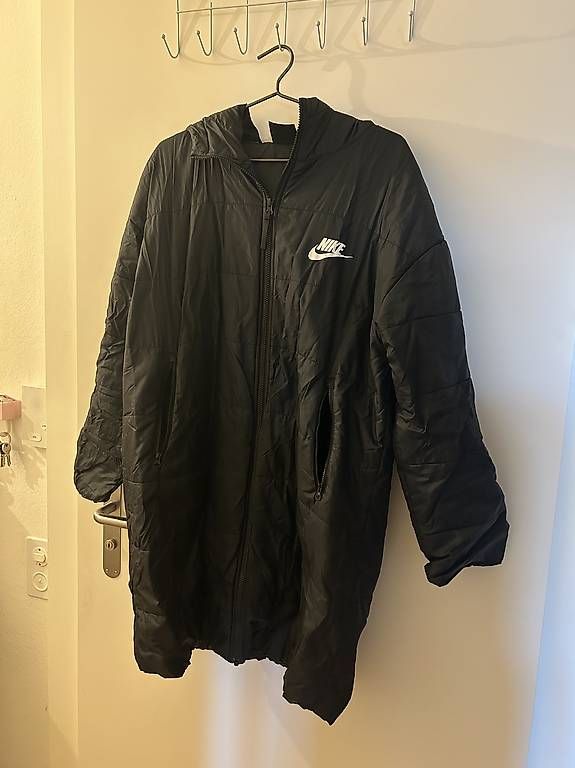 Nike Giacche: Nike Daunenjacke Gr. M – Usato da Basel venduto da tsulih